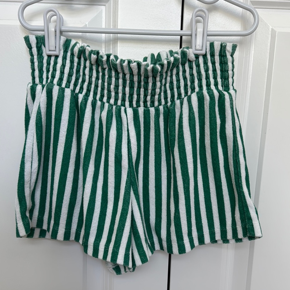 Green and White Terry Cloth Striped Crewcuts Shorts Size 7